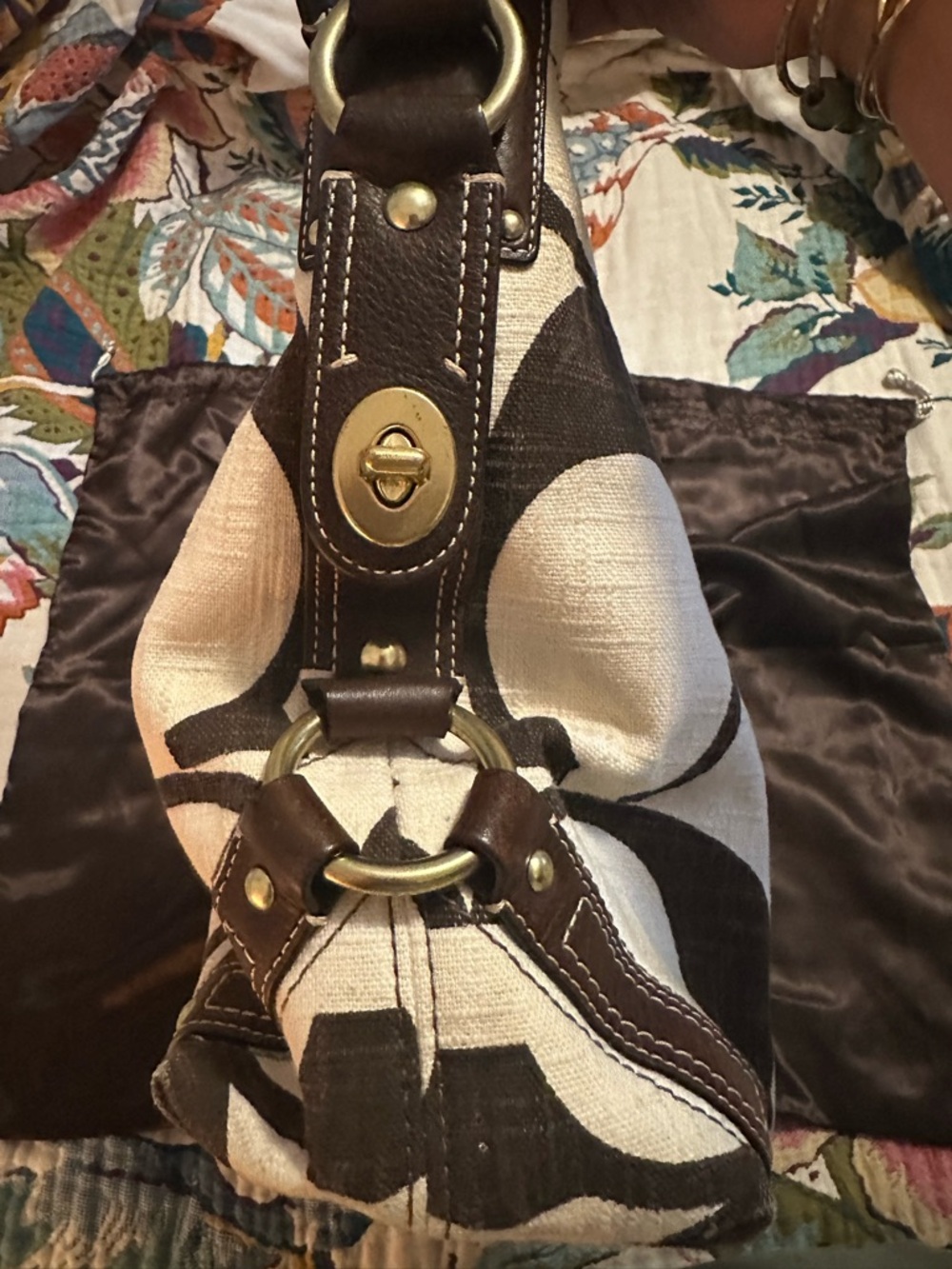 Vintage Coach Carly LARGE Beige and Brown Leather Trim Canvas Shoulder Bag Y2K - Picture 4 of 16